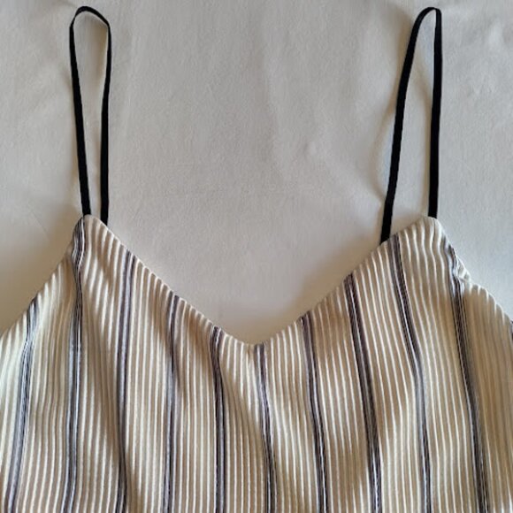 GYPSIES AND MOONDUST Spaghetti Strap Overlay Accordion Pleat Striped Romper M - Picture 5 of 15